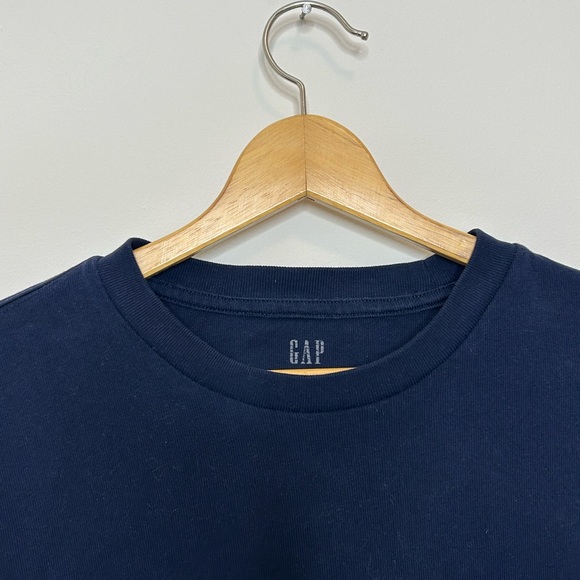 Navy Crew Neck Long Sleeve Pocket Tee (Gap) - Picture 4 of 6